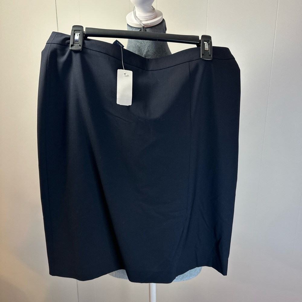 Brooks Brothers Blue Pencil Skirt Knee-length for Work NWT 16.5w x 23L
